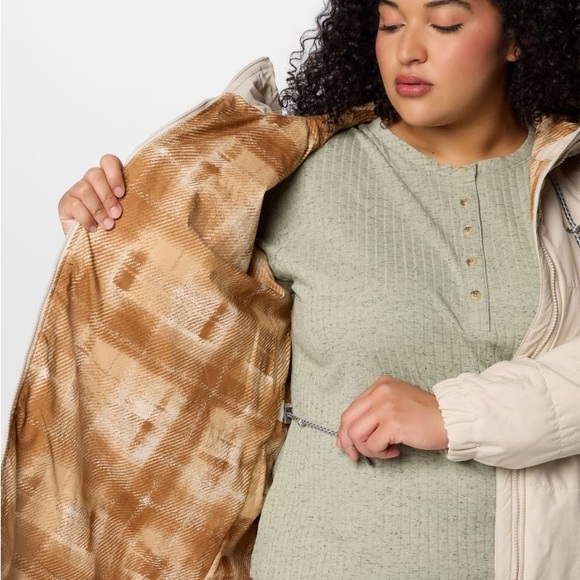 Columbia Chatfield Hill™ II Hooded Quilted Novelty Jacket w/Omni-Shield™ finish - Picture 6 of 16